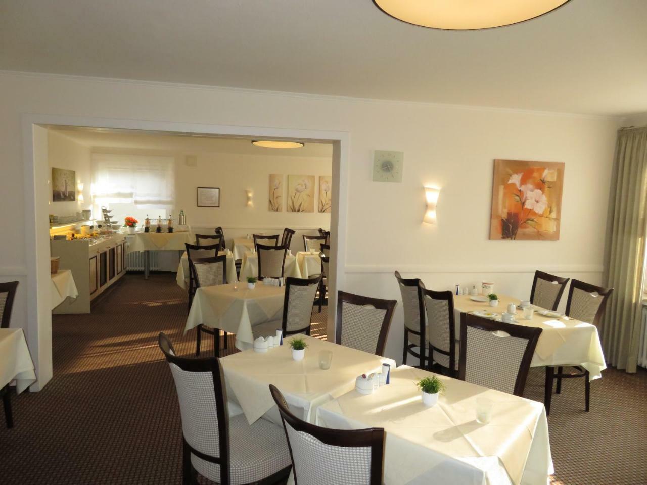 באד צווישנהם Hotel Zum Rosenteich מראה חיצוני תמונה