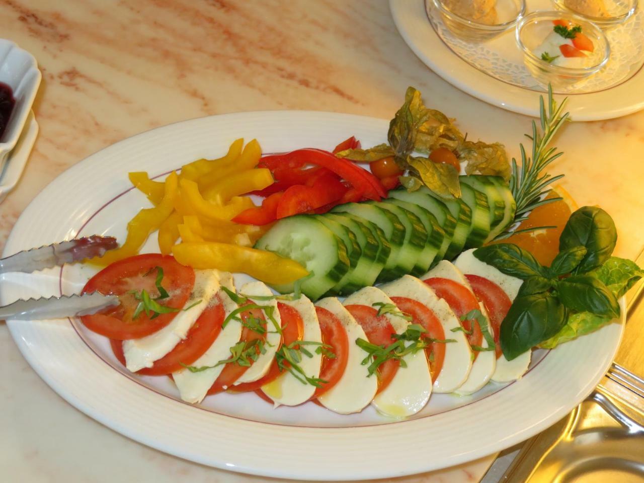באד צווישנהם Hotel Zum Rosenteich מראה חיצוני תמונה